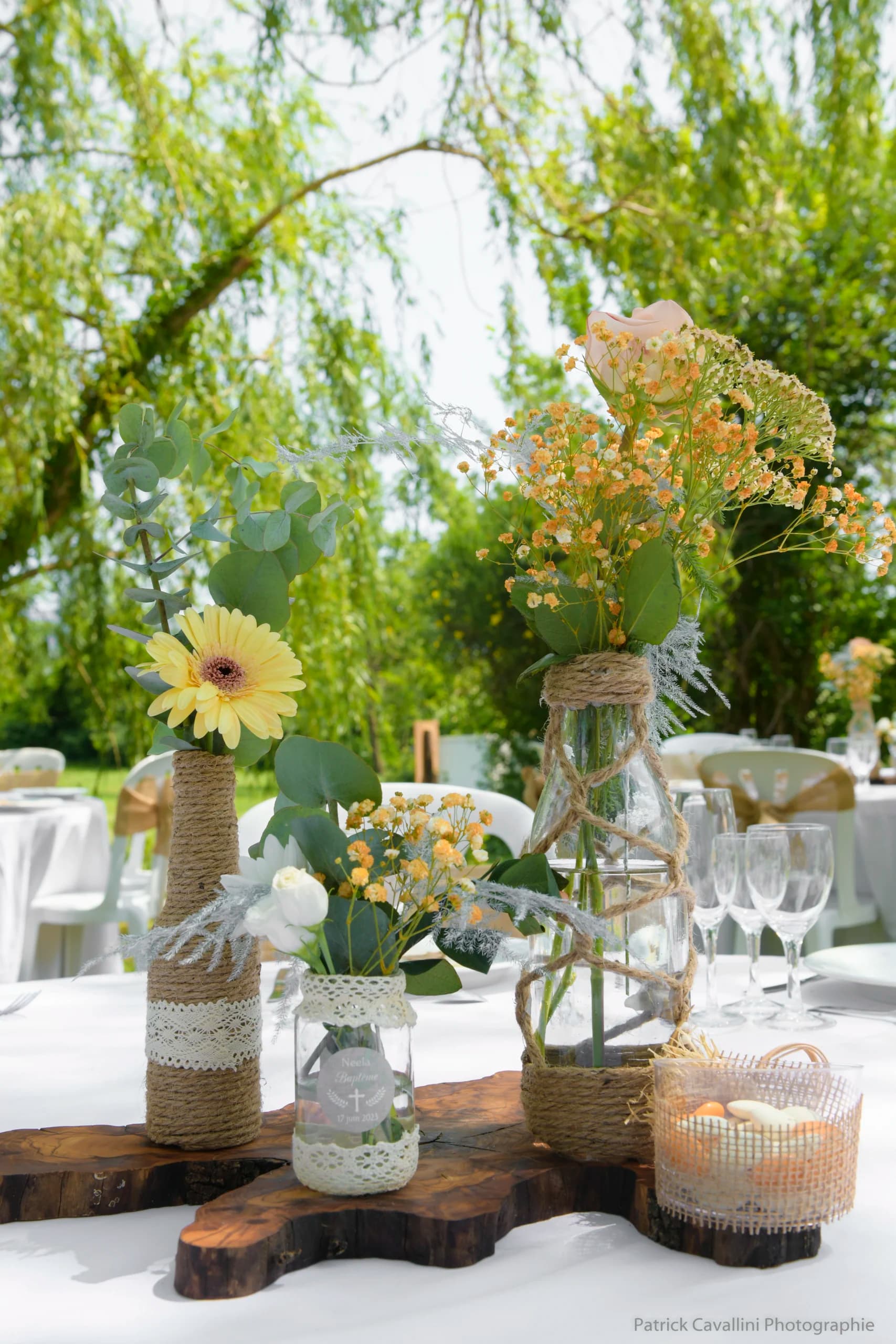 Décoration de mariage chaleureuse en Provence par Marie-Ève